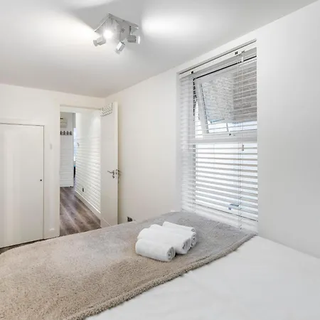 Notting Hill Retreat 2 Bedroom London Exterior photo
