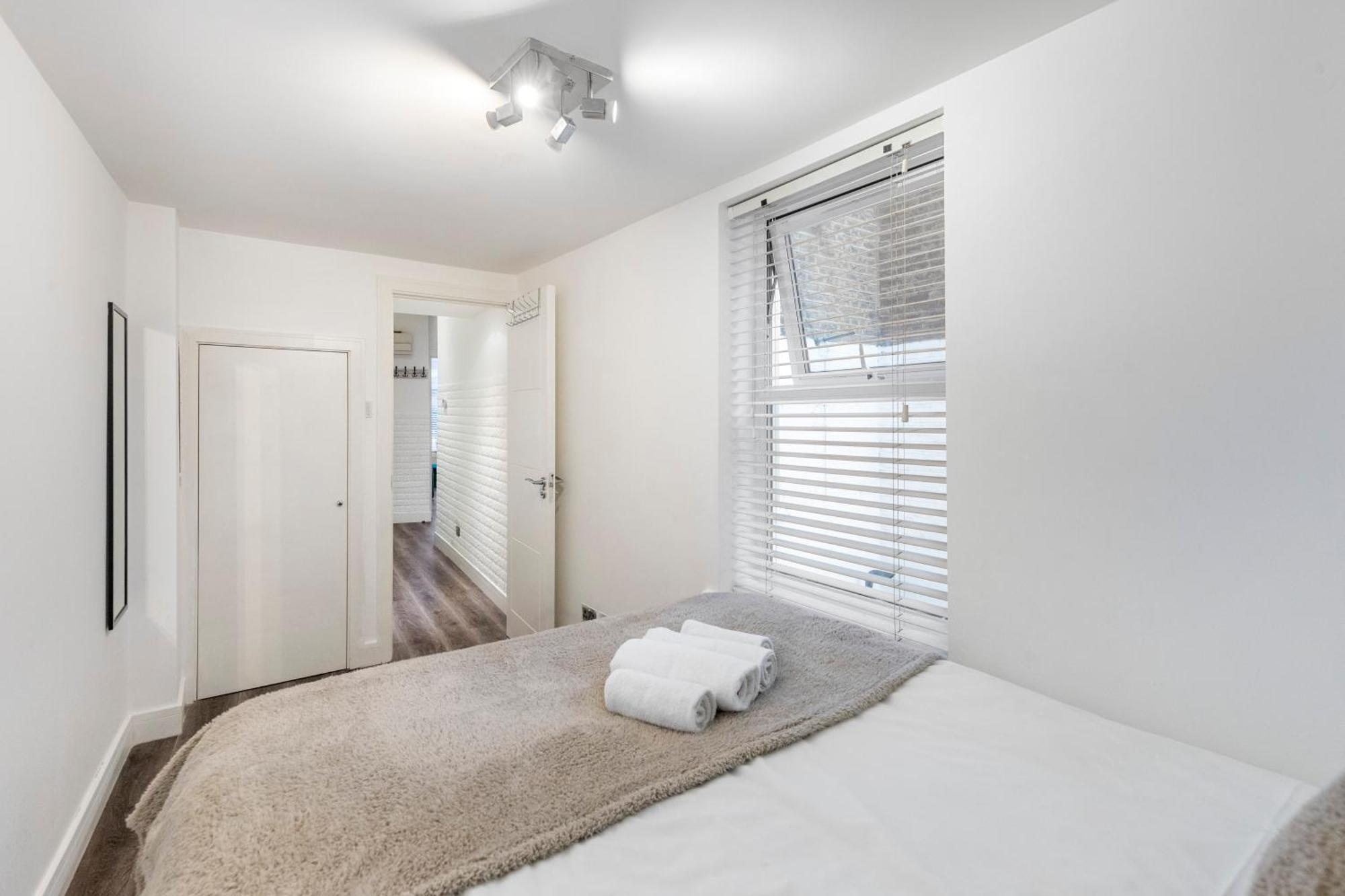 Notting Hill Retreat 2 Bedroom Апартаменты Лондон